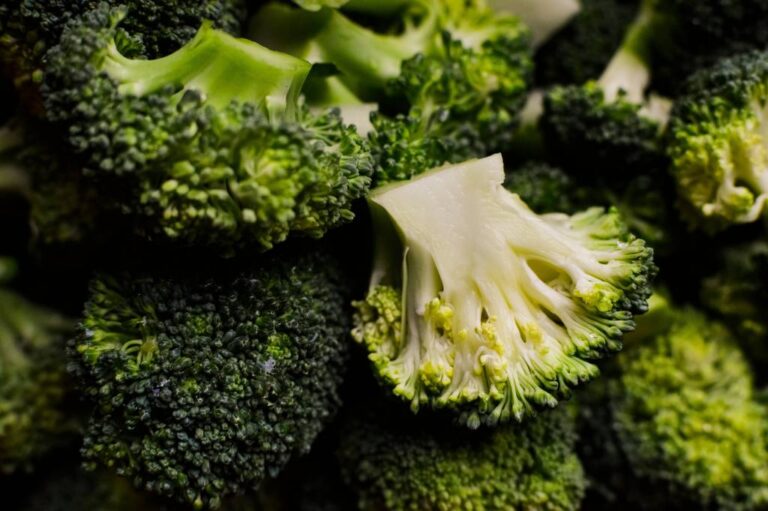 The Importance of Fiber: Benefits for Digestion, Weight and Health